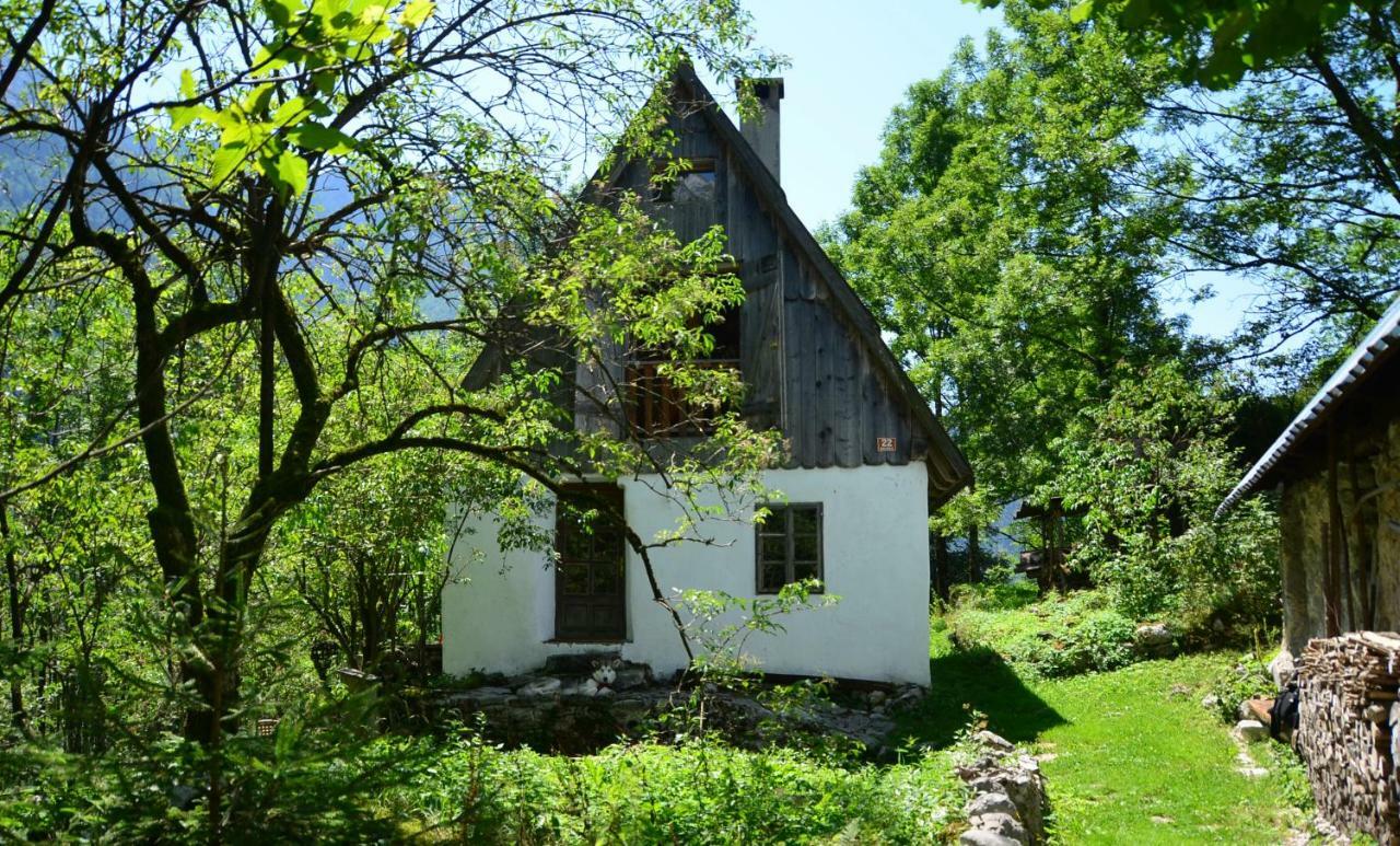 Bezgova Hisica Villa Bovec Exteriör bild